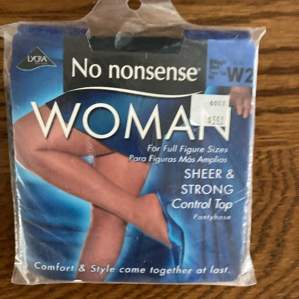 Vintage Pantyhose Bundle Queen Today’s Girl No Nonsense 4 pair